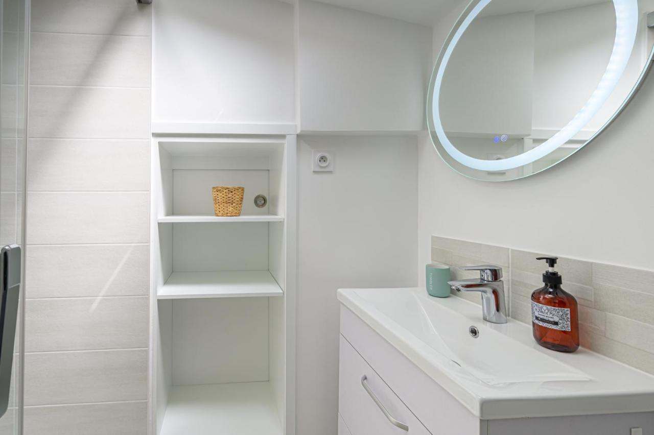 Le Krisco, Une Maisonnette En Coeur De Ville Avec Un Parking Prive Vannes Bagian luar foto